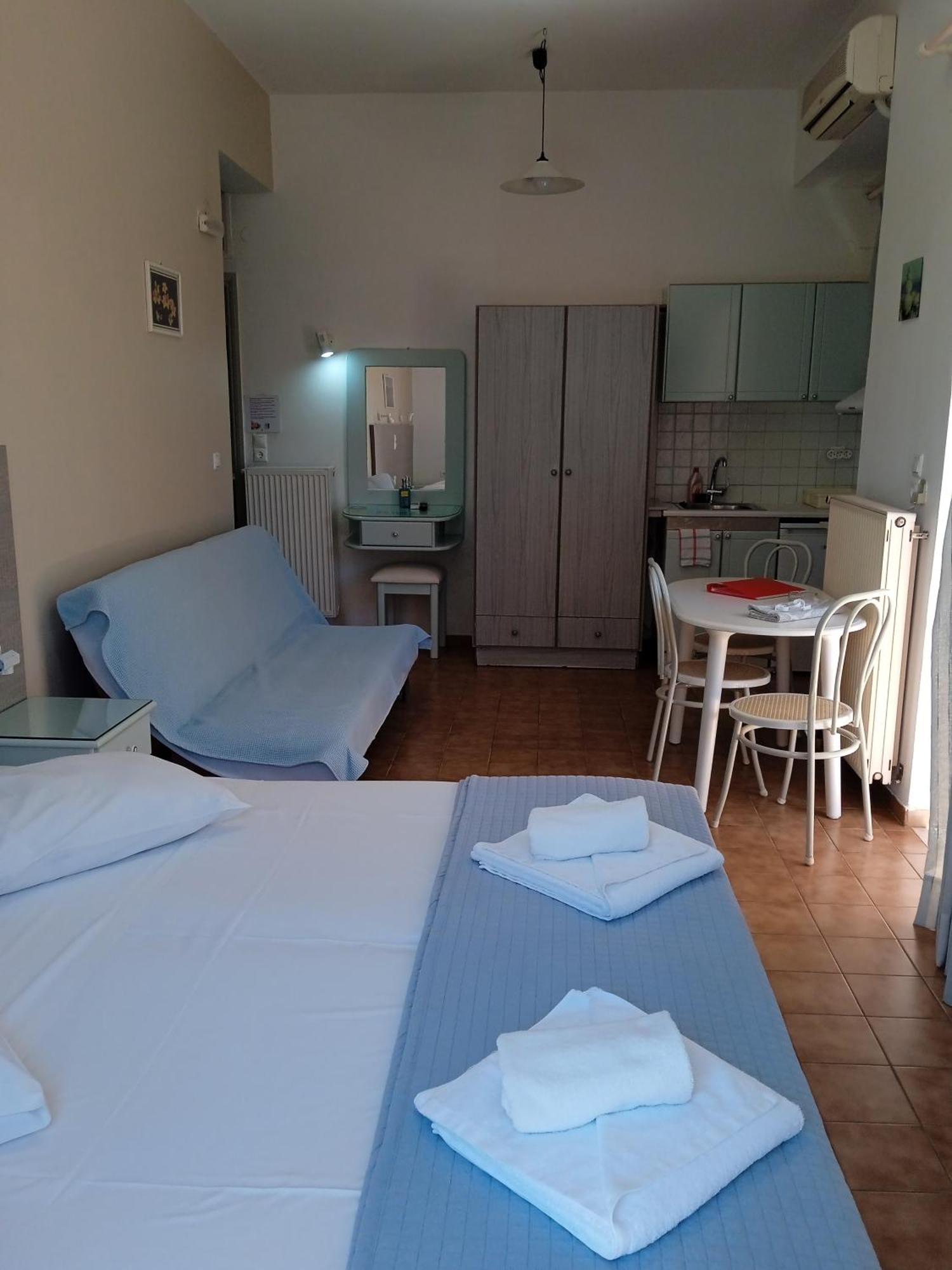 קאטו דרטסו Ilona Apartments Chania חדר תמונה